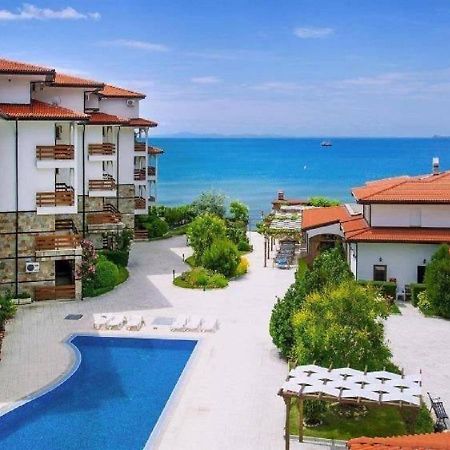 Robinson Beach Apartments Елените Экстерьер фото